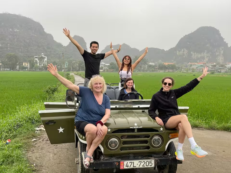 https://ninhbinhlocaltour.com/wp-content/uploads/2026/09/3ad58f9b-dcd7-4c7d-964e-a5ae3b523f9c_11zon.jpg