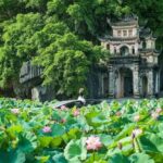 Visit Bich Dong Pagoda
