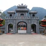Peaceful Thai Vi Temple and return